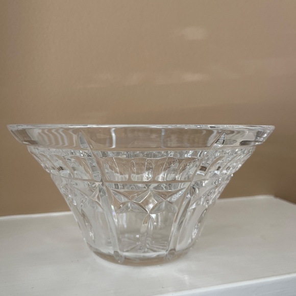 Waterford Crystal "Welcome Bowl" 1997 Versa Flared Shape - Picture 2 of 6